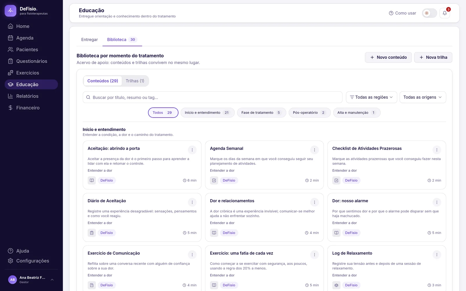 Biblioteca de educação com conteúdos, trilhas e filtros