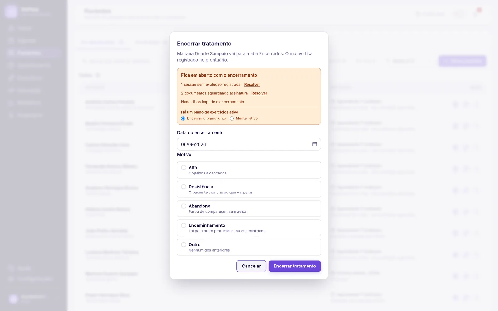 Modal de encerrar tratamento com data e motivos